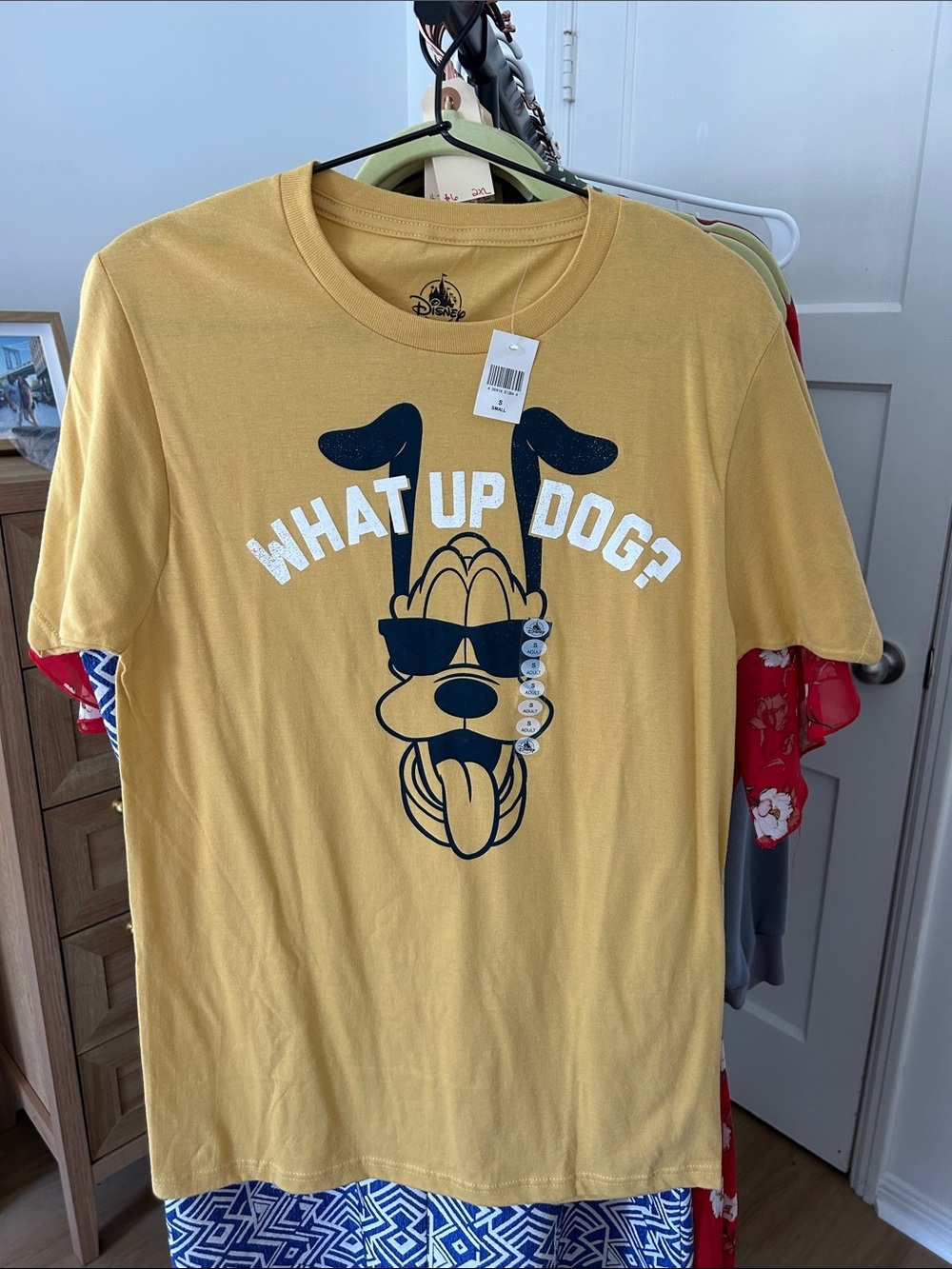 NWT Disney Tee. Size small. PTP 18”. - Picture 1 of 3